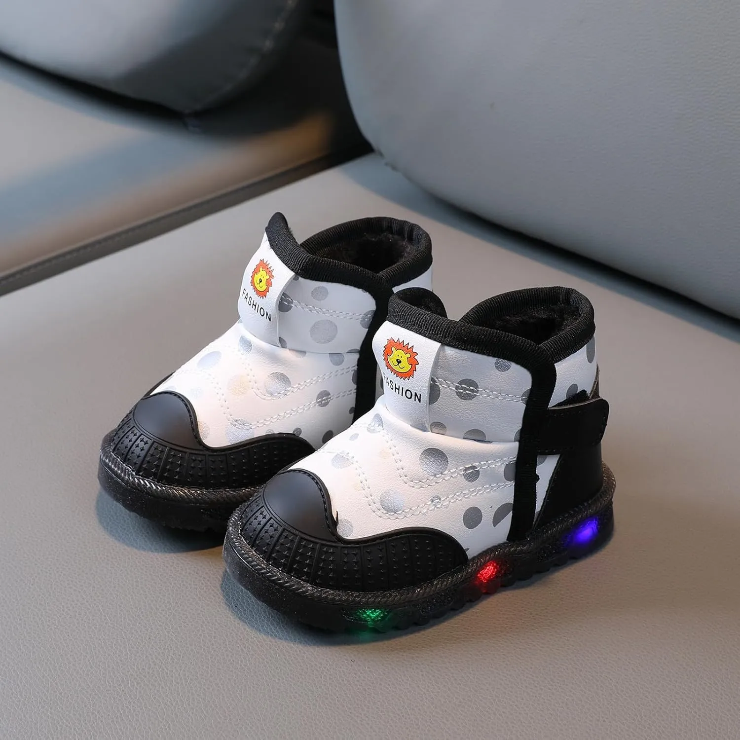 High Top Light Up Toddler Sneakers Boys Girls Cotton Plush Fashion Warm Sneaker Cute Casual Walking Snow Baby Boots