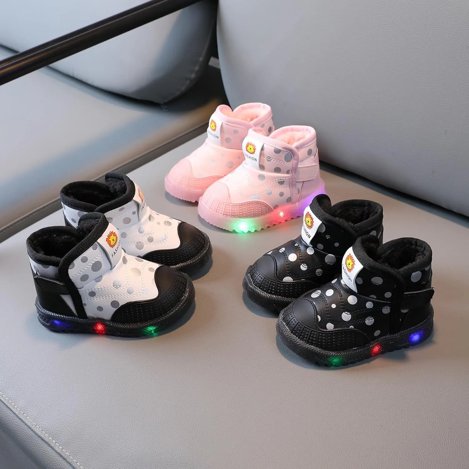 High Top Light Up Toddler Sneakers Boys Girls Cotton Plush Fashion Warm Sneaker Cute Casual Walking Snow Baby Boots