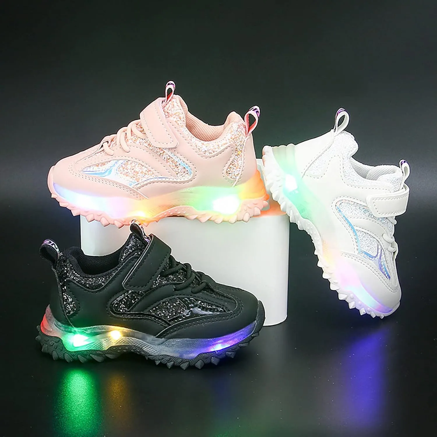 Kids Light Up Shoes for Girls Boys Flash Non Slip Soft Sole Sneakers for Birthday Youth Girls Dress Tennis Shoes