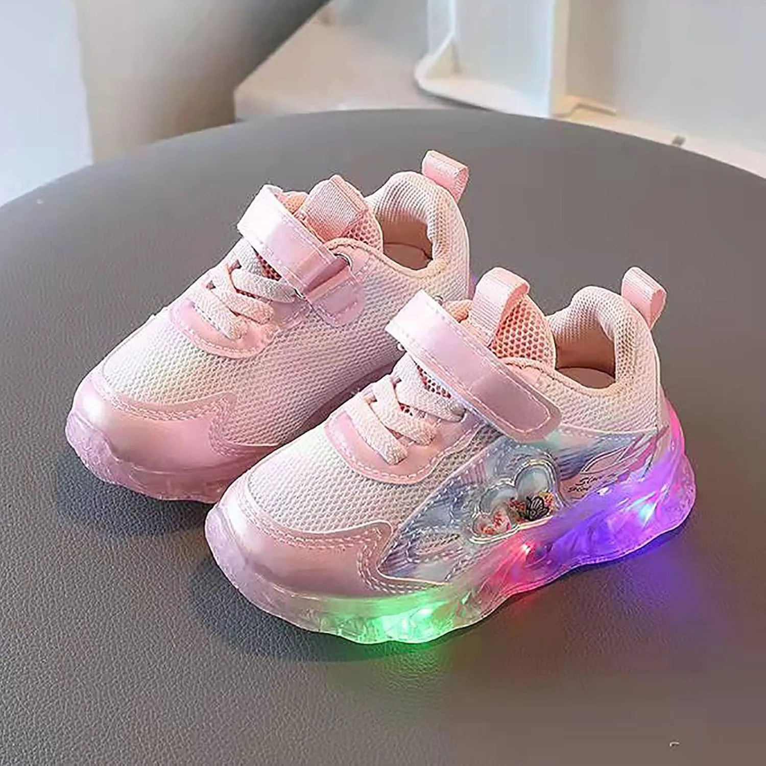 Light Up Shoes for Girls, Toddler Cute Fashion Flashing Running Athletic Sneakers Lightweight Glowing Tennis Trainer