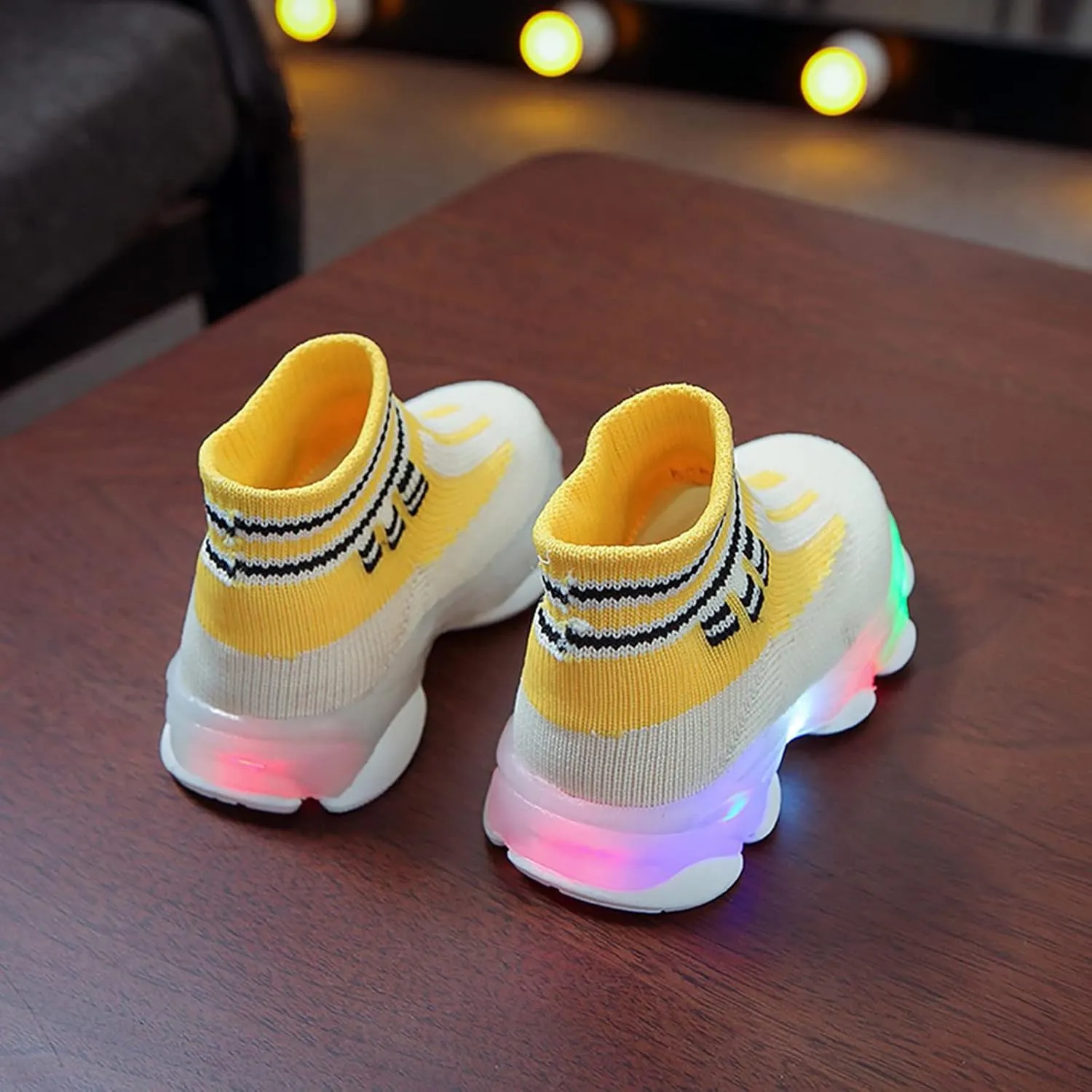 Light Up Shoes Toddler Mesh Lightweight Flashing Breathable Soft Sole Walking Sock Sneakers for Baby Sandals Women