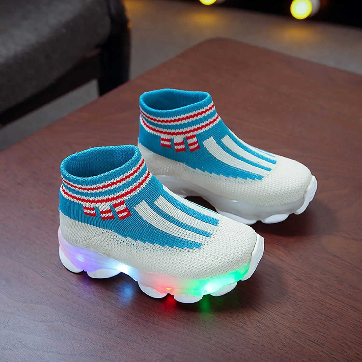 Light Up Shoes Toddler Mesh Lightweight Flashing Breathable Soft Sole Walking Sock Sneakers for Baby Sandals Women