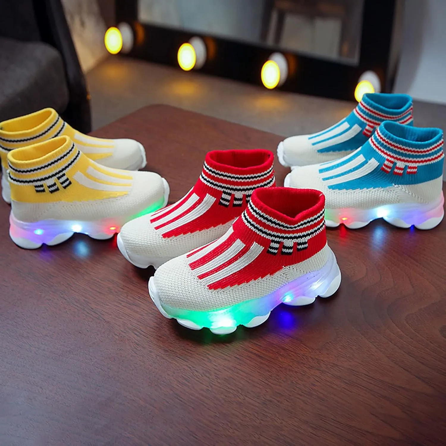 Light Up Shoes Toddler Mesh Lightweight Flashing Breathable Soft Sole Walking Sock Sneakers for Baby Sandals Women