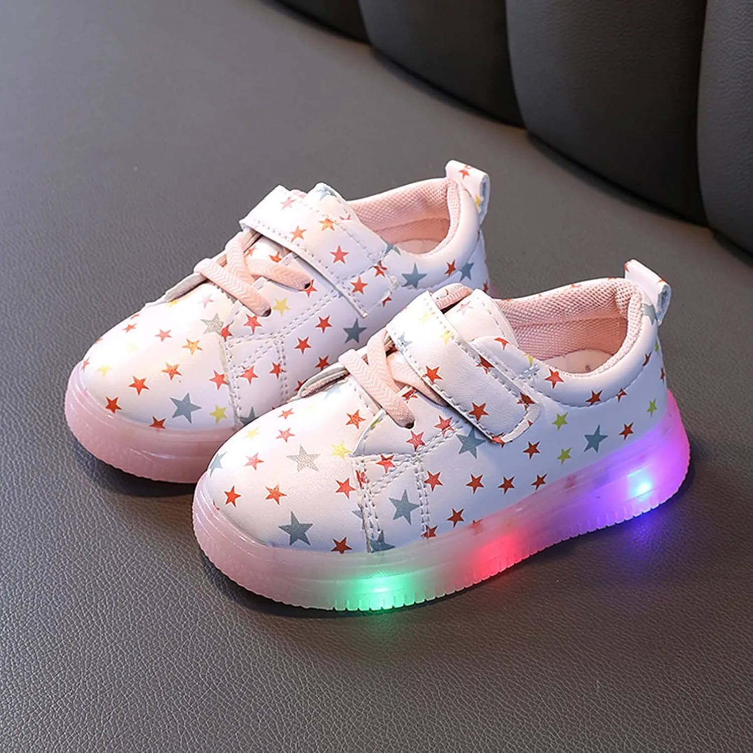 Light Up Toddler Girls Shoes, Kids Lightweight Breathable Anti-Slip Flashing Sport Sneakers with Star Pattern Warm Baby Shoes