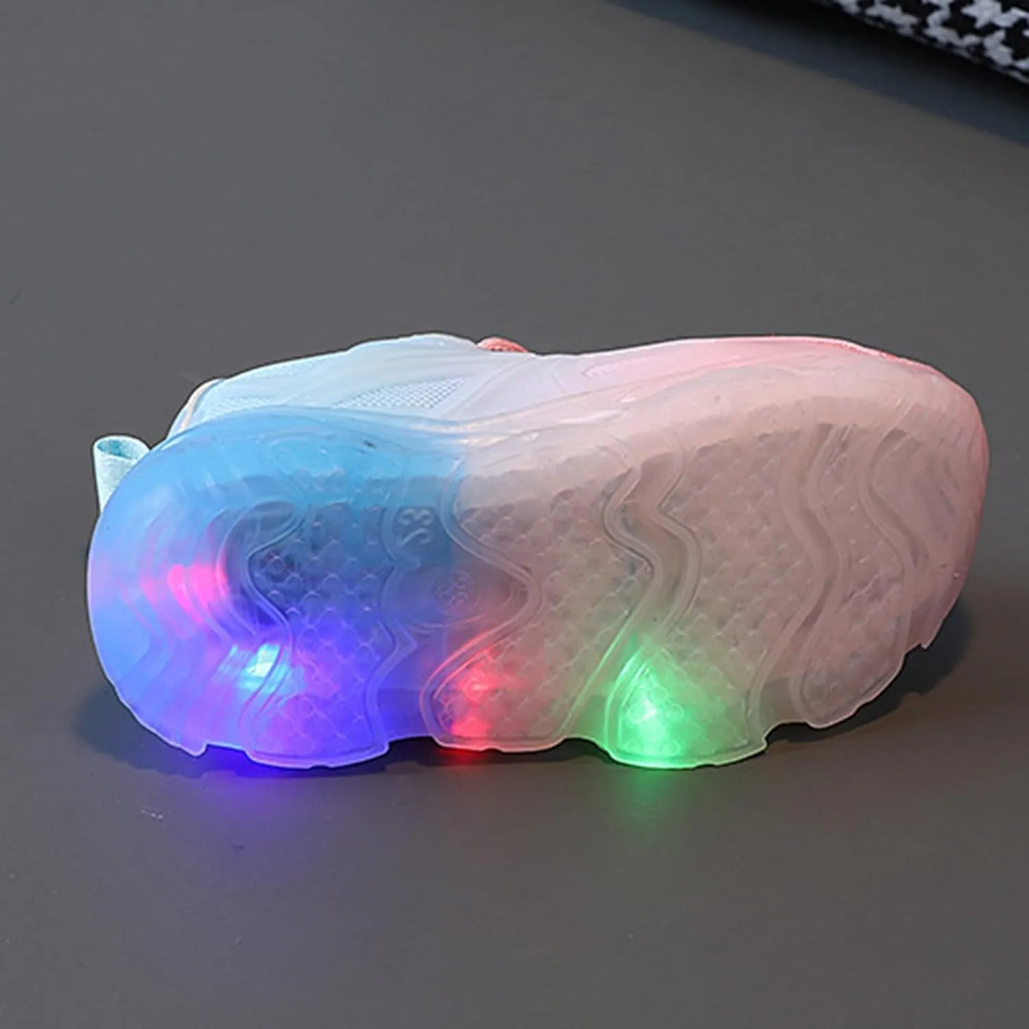 Little Boys Girls Light Up Shoes Breathable Lightweight Comfy Soft Running Tennis Sneakers for High Shoes for Boys