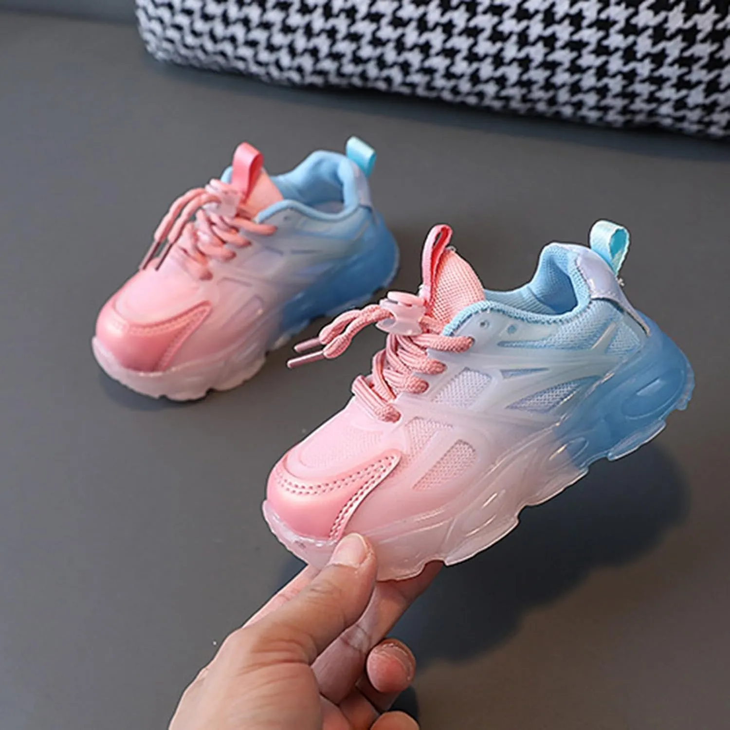 Little Boys Girls Light Up Shoes Breathable Lightweight Comfy Soft Running Tennis Sneakers for High Shoes for Boys