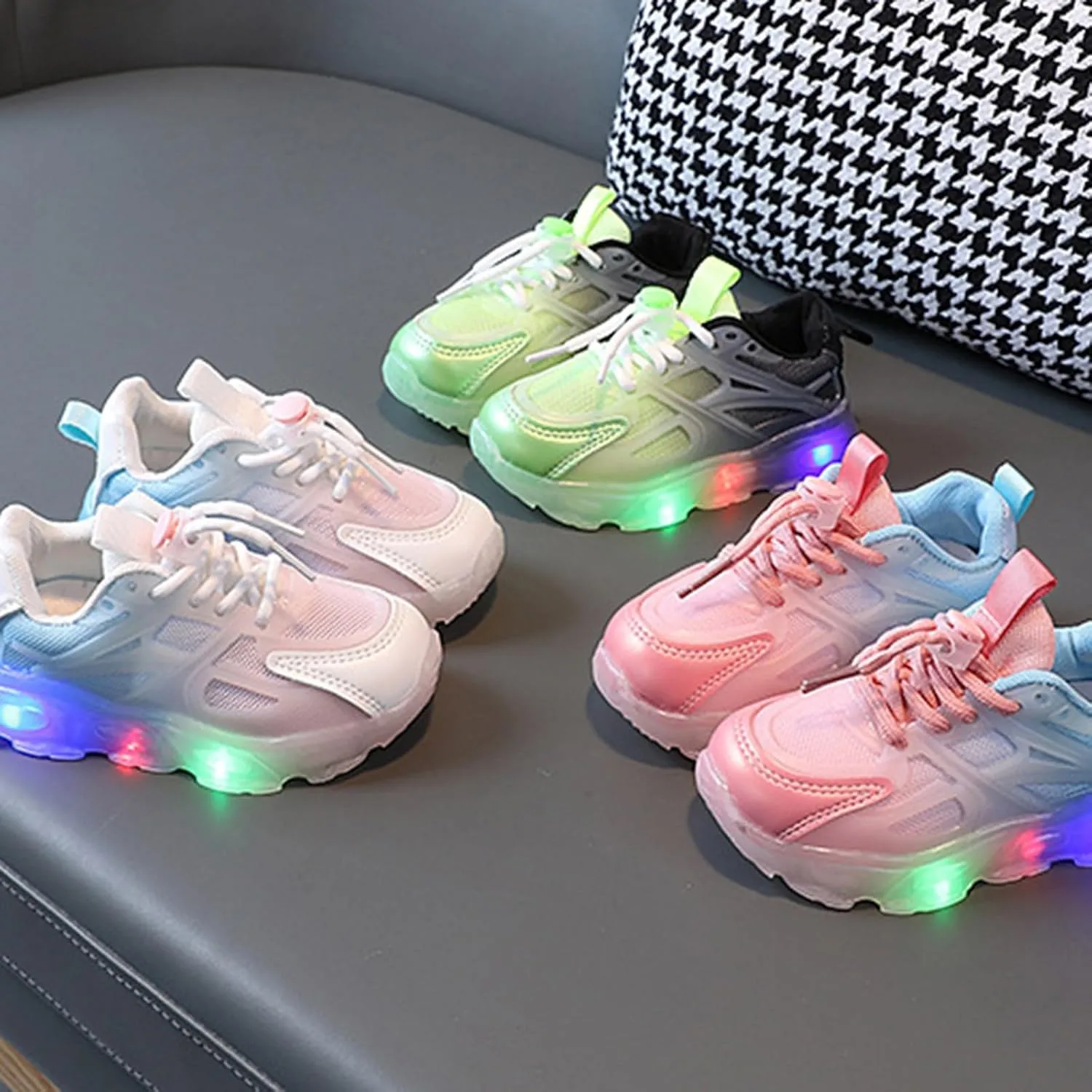 Little Boys Girls Light Up Shoes Breathable Lightweight Comfy Soft Running Tennis Sneakers for High Shoes for Boys