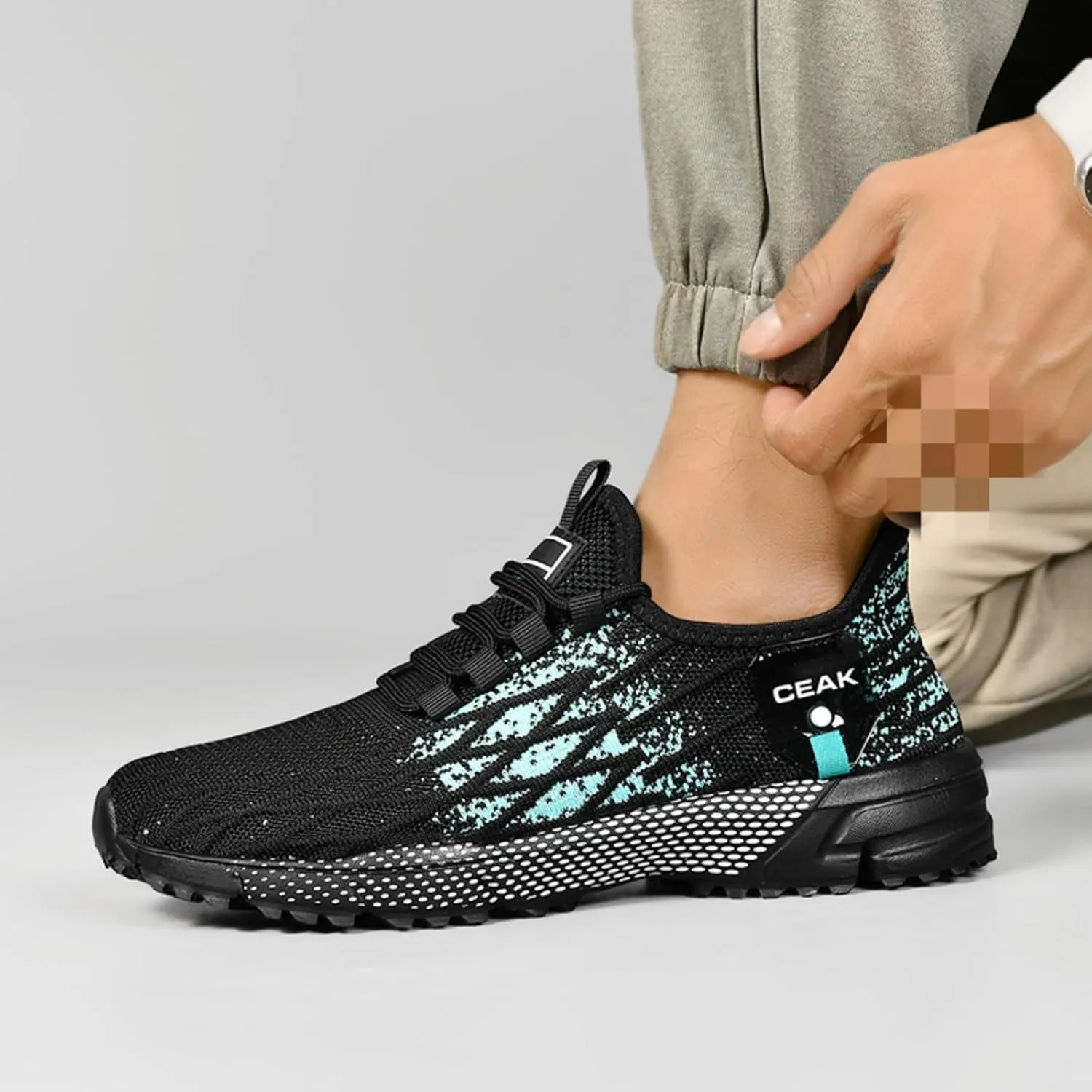 Men's High - end Ultra - Light Running Shoes for Sports Tests, Available in Large Sizes (6.5-10.5), Breathable Mesh Design