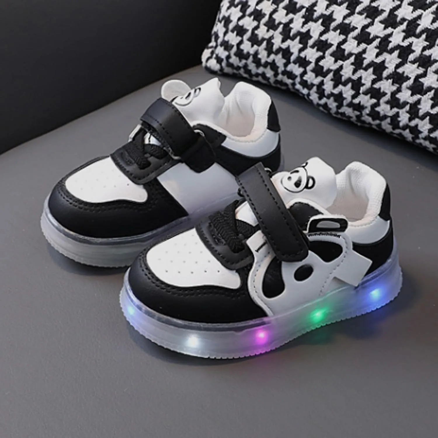 Toddler Boys Girls Light Up Shoes Little-Kids Flashing Soft Bottom Breathable First Sport Casual Slip Shoes Toddler