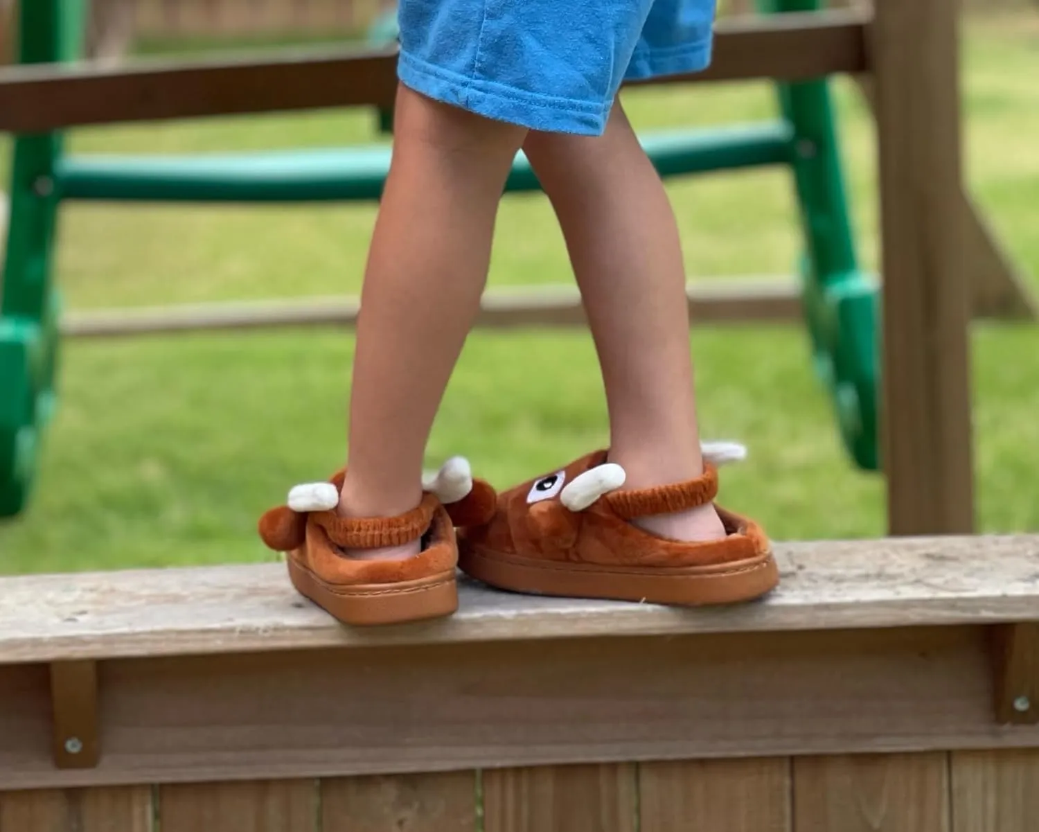 Toddler Slippers for Boys and Girls | Cute Slippers for Babies and Toddlers 2-6 | Indoor Slippers Made of Soft Cotton for Bedroom, Bathroom, and House in Any Season