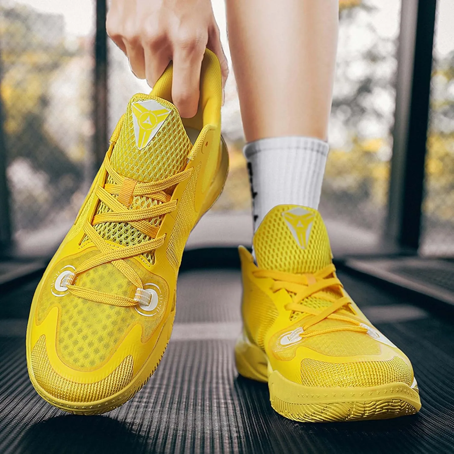 Unisex Fashion Basketball Shoes Teenage Non-Slip Running Training Sneakers Men's Casual Sneakers Women's Tennis Casual Sneakers