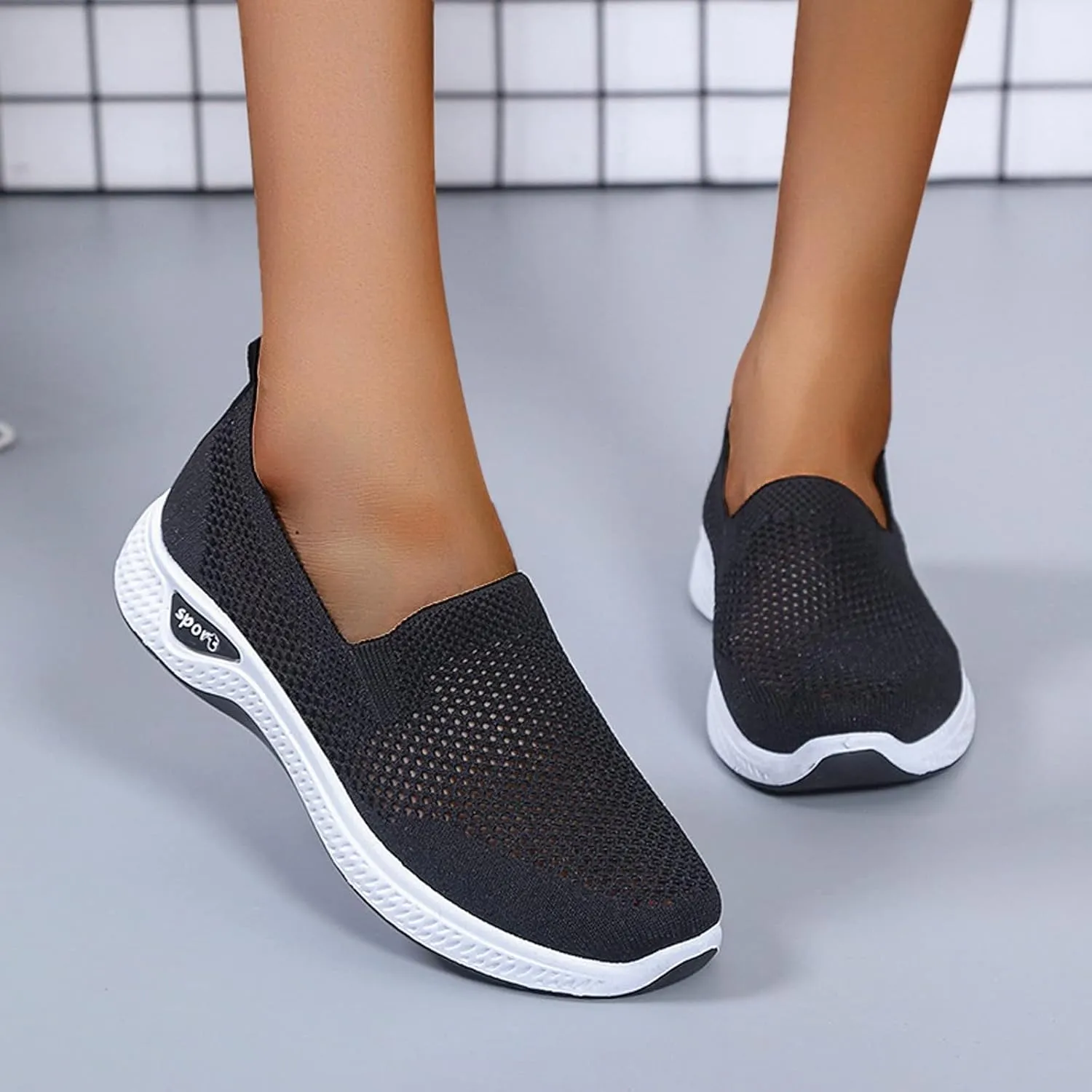 Women Canvas Slip On Sneakers Casual Walking Shoes Lightweight Flat Comfortable Elastic Non Slip Loafers