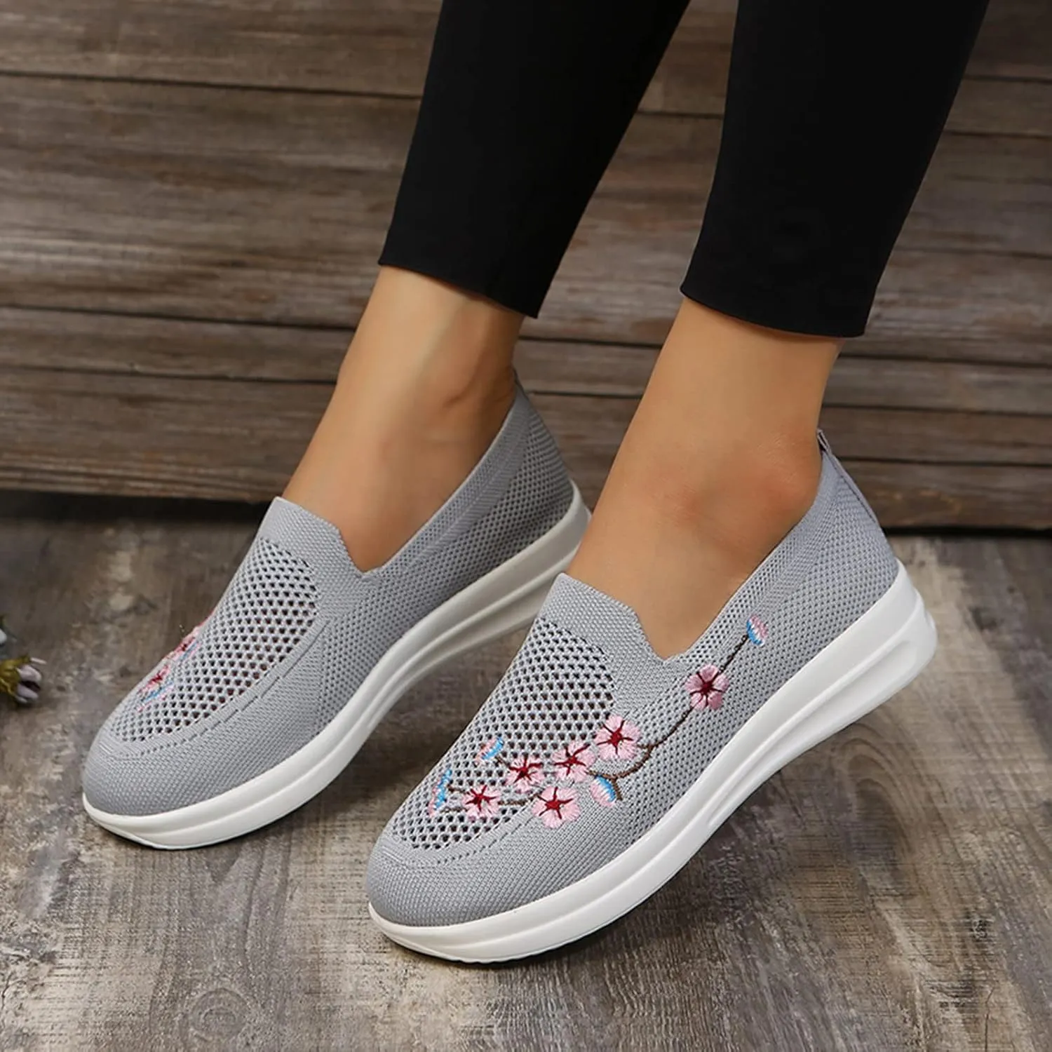 Womens Flat Slip On Sneakers Casual Walking Shoes Lightweight Canvas Comfortable Elastic Non Slip Loafers