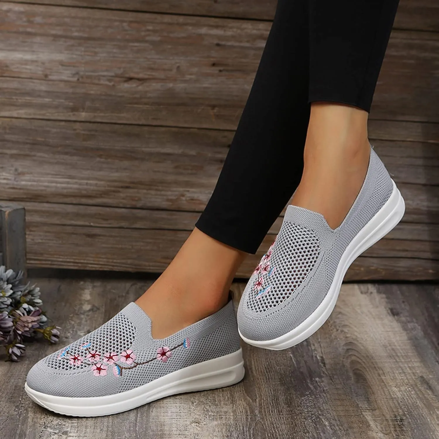 Womens Flat Slip On Sneakers Casual Walking Shoes Lightweight Canvas Comfortable Elastic Non Slip Loafers
