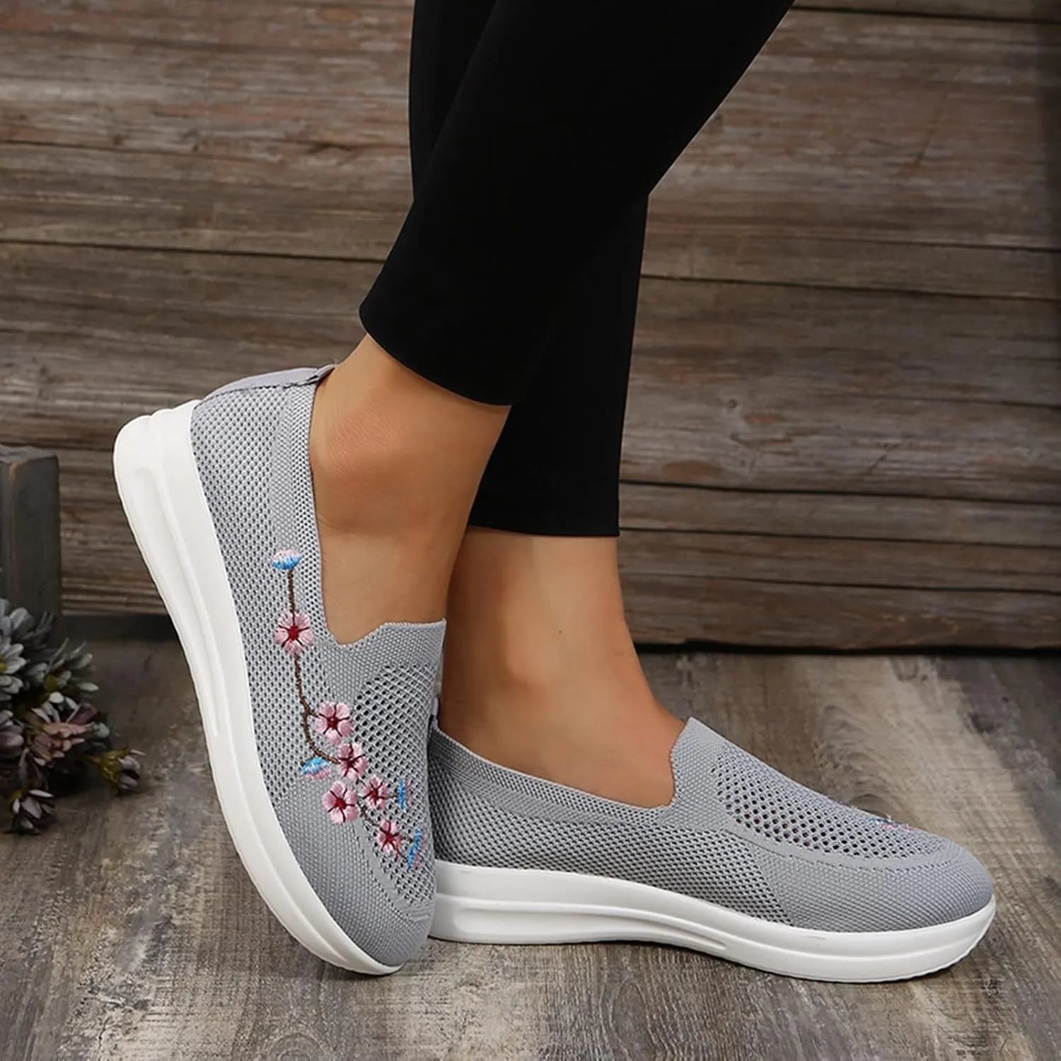 Womens Flat Slip On Sneakers Casual Walking Shoes Lightweight Canvas Comfortable Elastic Non Slip Loafers