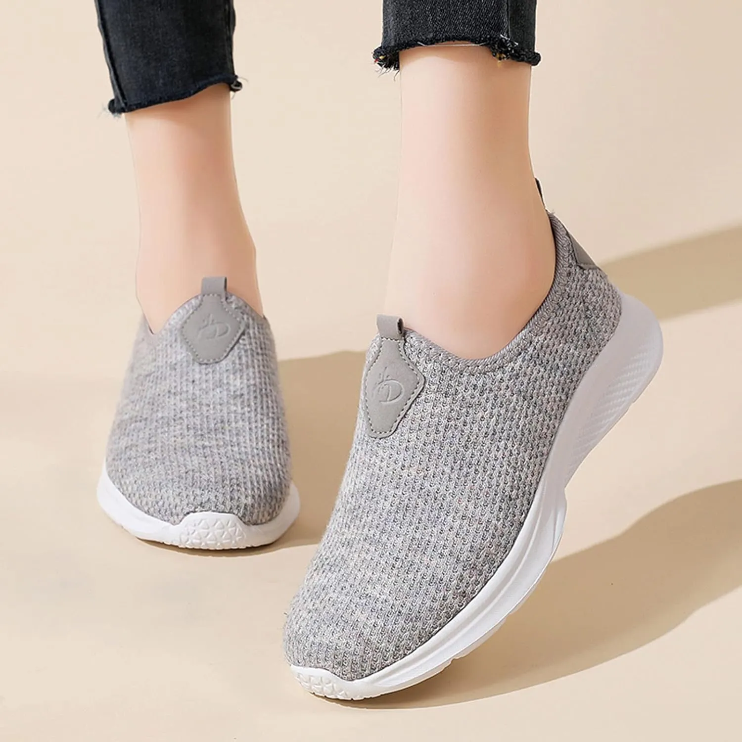 Womens Non Slip Slip On Shoes Casual Walking Sneakers Lightweight Canvas Comfortable Flat Fashion Loafers