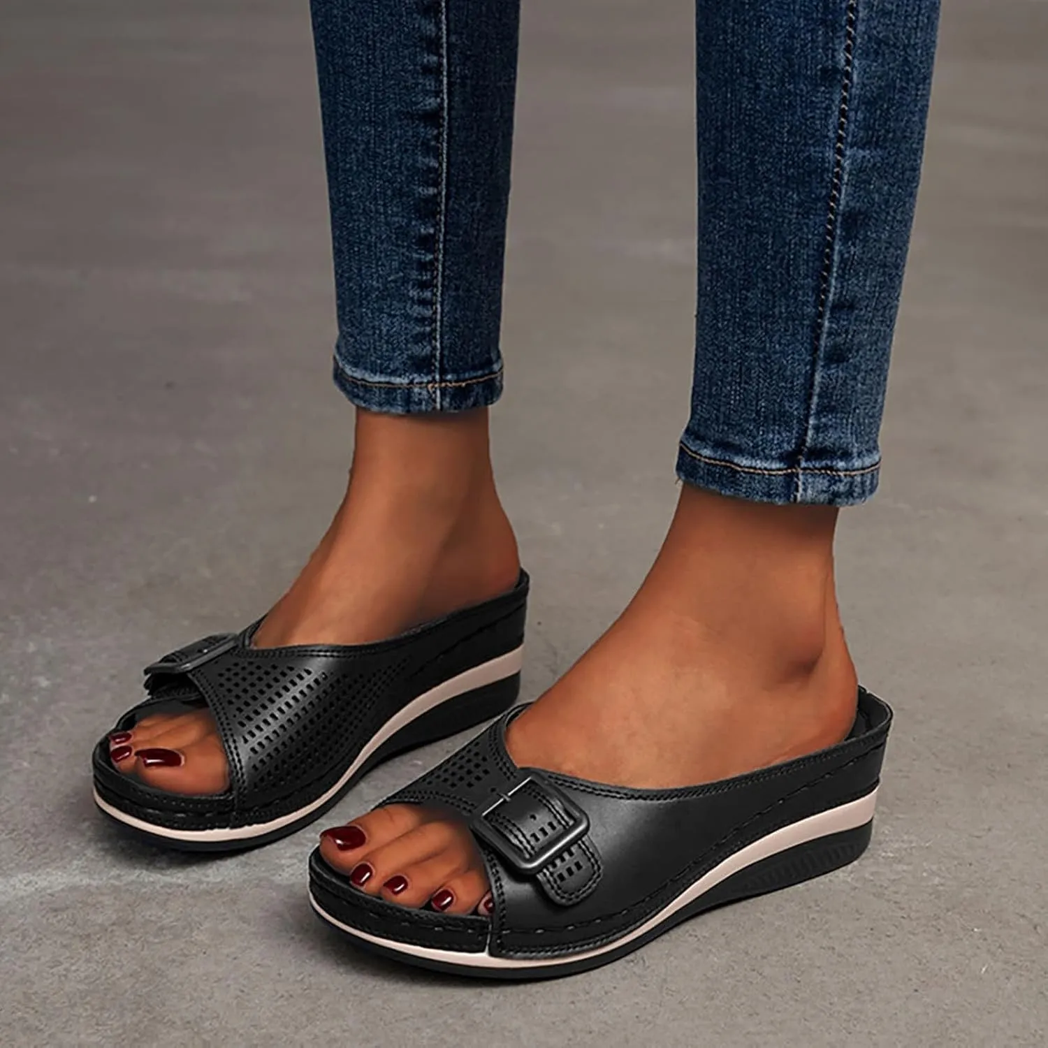 Women's Orthopedic Sandals Arch-Support Slip On Platform Hollow-Out Open Toe Slippers Beach Mules Flip Flops