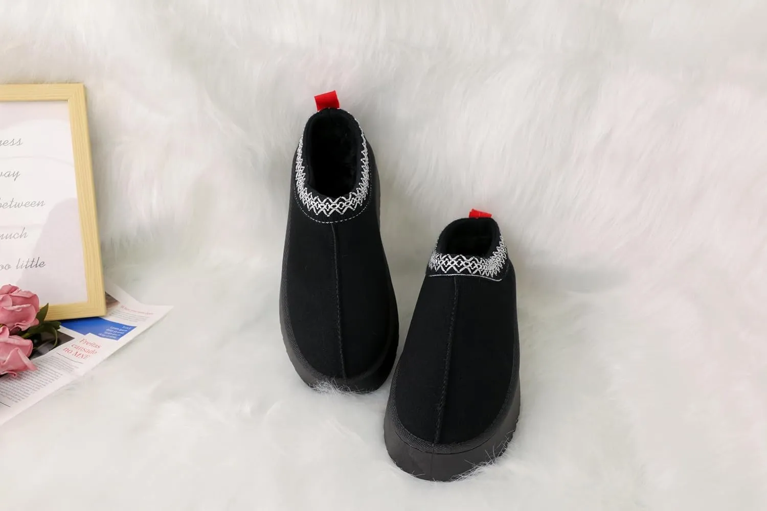 Women's Platform Slippers Winter Mini Boots Anti-Slip Suede Slip on Women Sneakers Fur Lined House Slippers for Indoor Outdoor