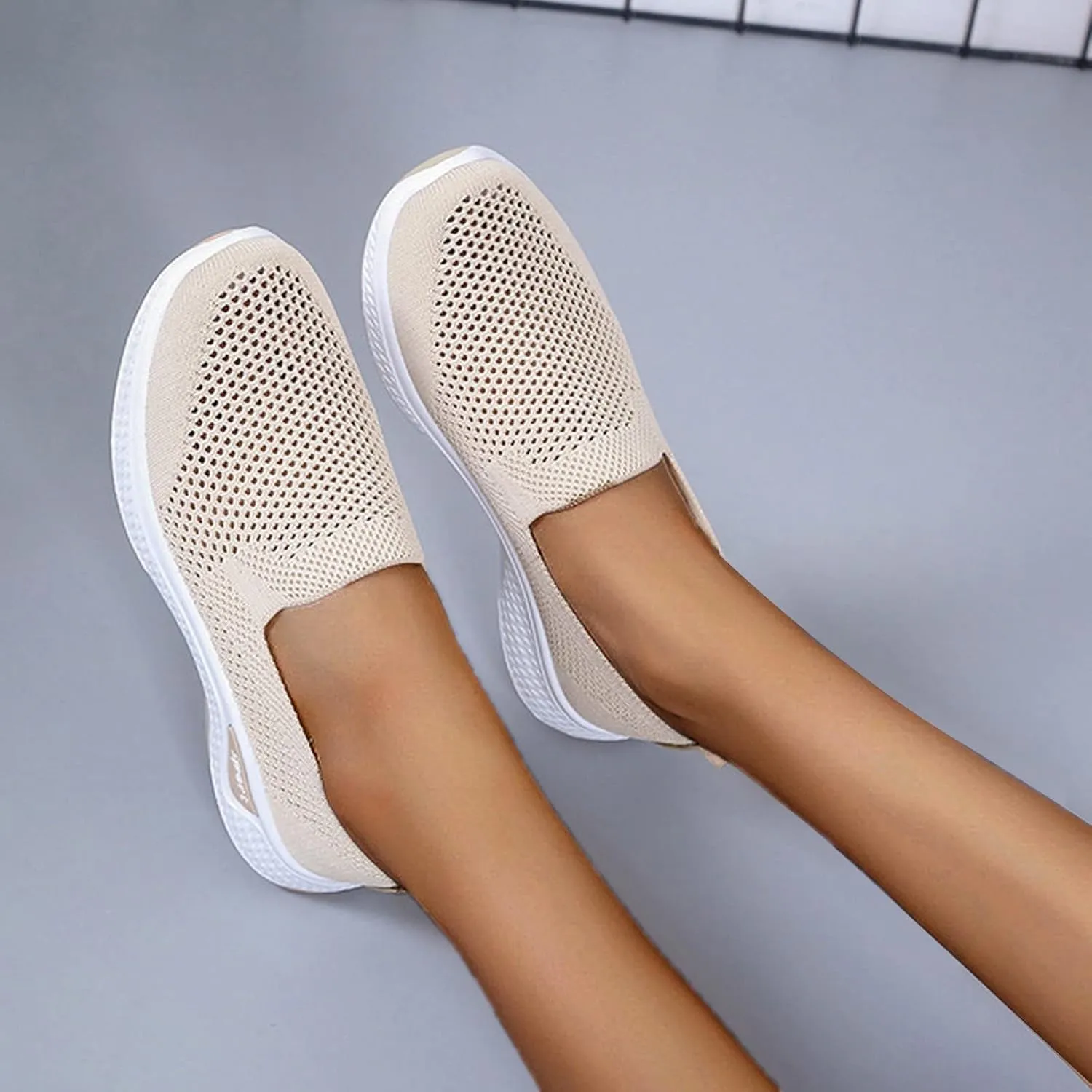 Womens Slip On Loafers Casual Comfortable Walking Shoes Lightweight Canvas Sneakers Non Slip Flat Flats